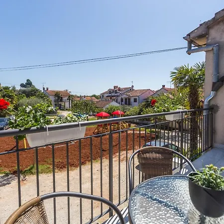 Tara Premium Apartment Funtana