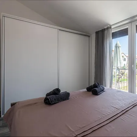 Tara Premium Apartment Funtana
